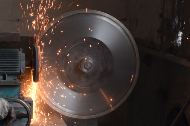 注意！石材專(zhuān)用鋸片沒(méi)有進(jìn)行這些規(guī)范操作將增加成本！